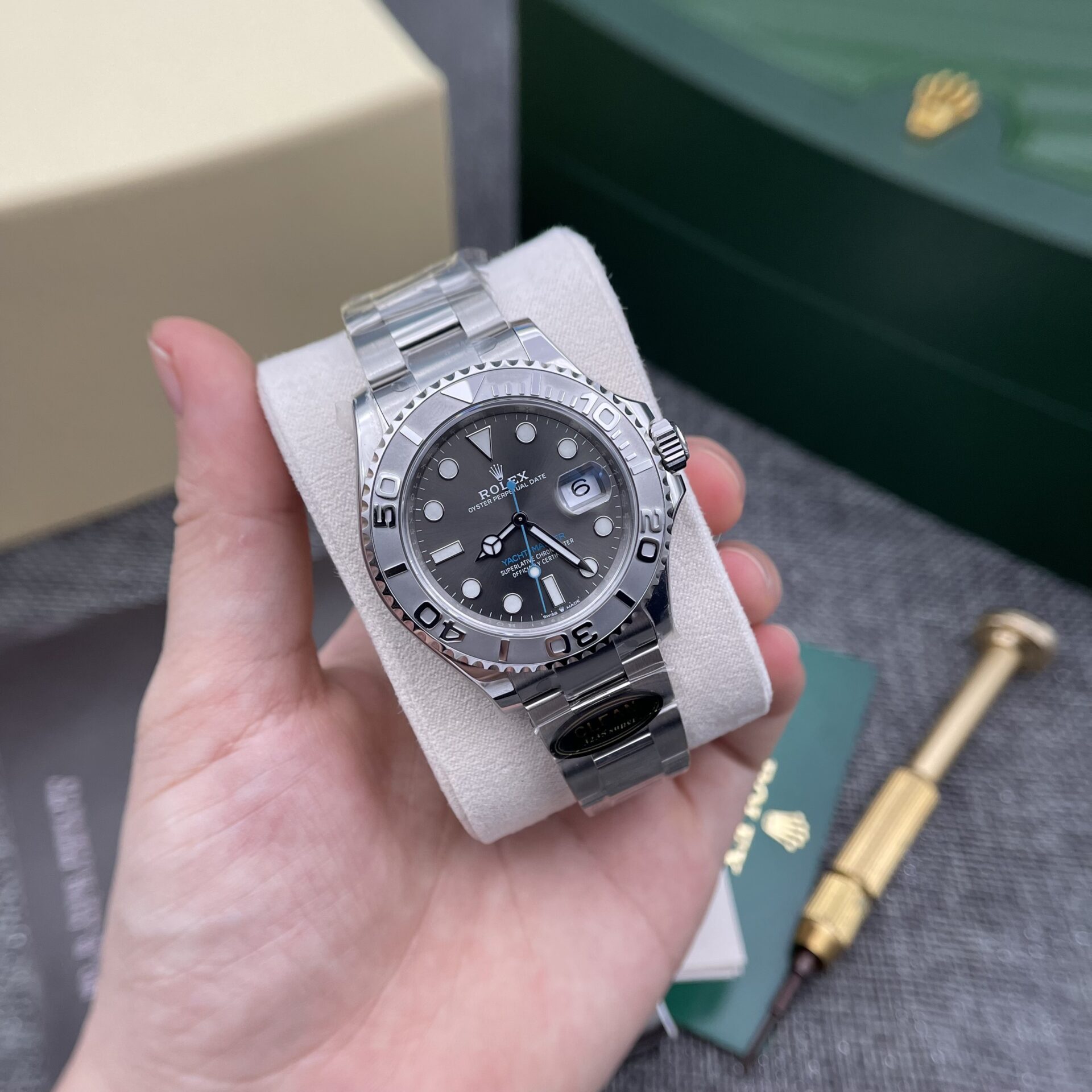 Dong-Ho-Rolex-Yacht-Master-116622-Mat-So-Xam-Nha-May-Clean-40mm-5-1