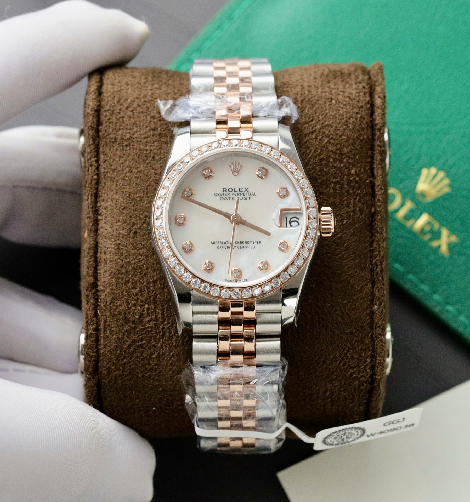 Dong-Ho-Rolex-DateJust-Replica-11-Mat-Kham-Xa-Cu-Dinh-Kim-Cuong-Moissanite-Hong-Kong-31mm-3-1