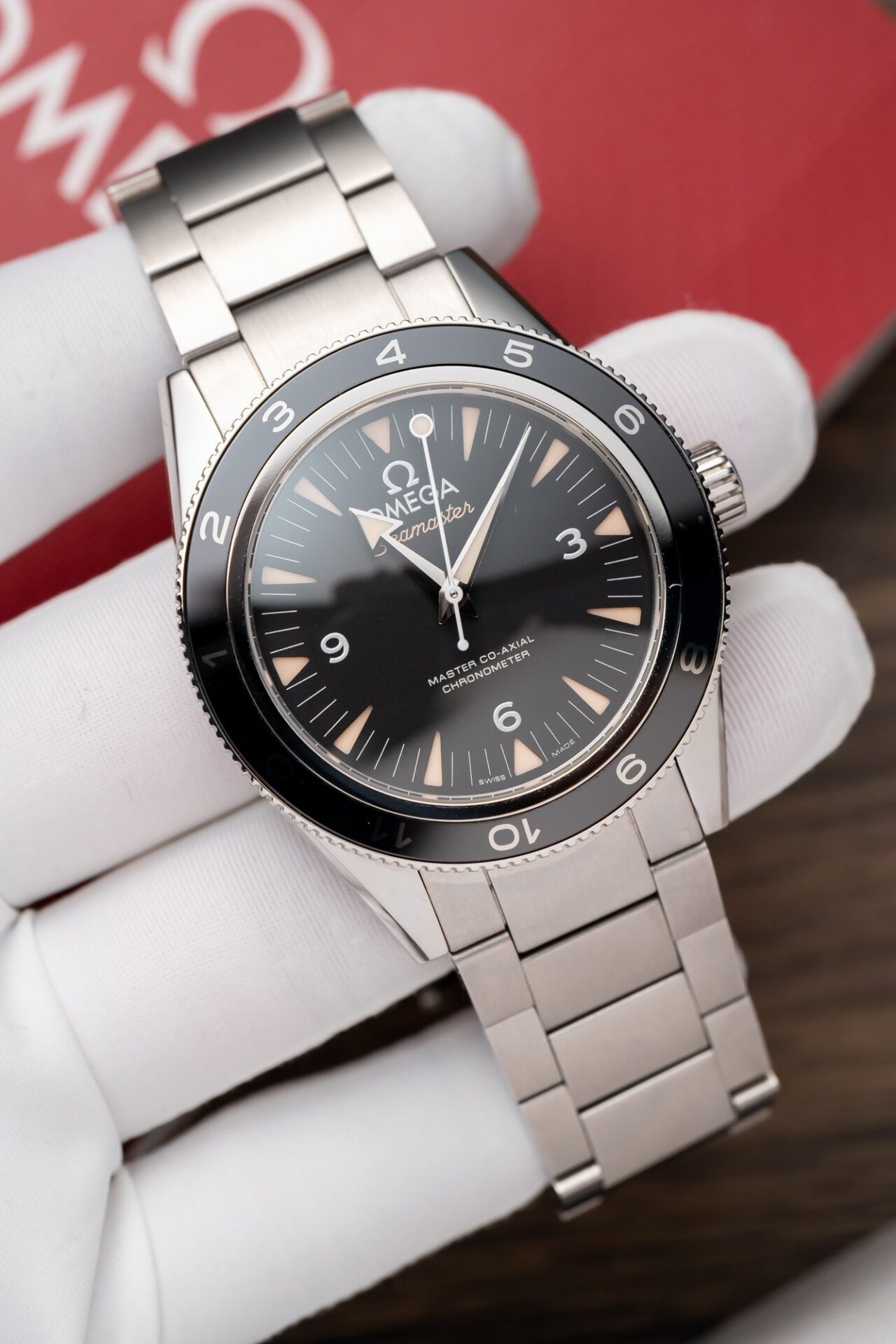 Dong-Ho-Omega-Seamaster-007-Replica-11-Nha-May-VS-Mat-Den-41mm-3-1