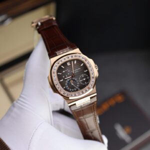 Patek Philippe Nautilus 5724 Rose Gold Full Function 40mm Super Clone Watch