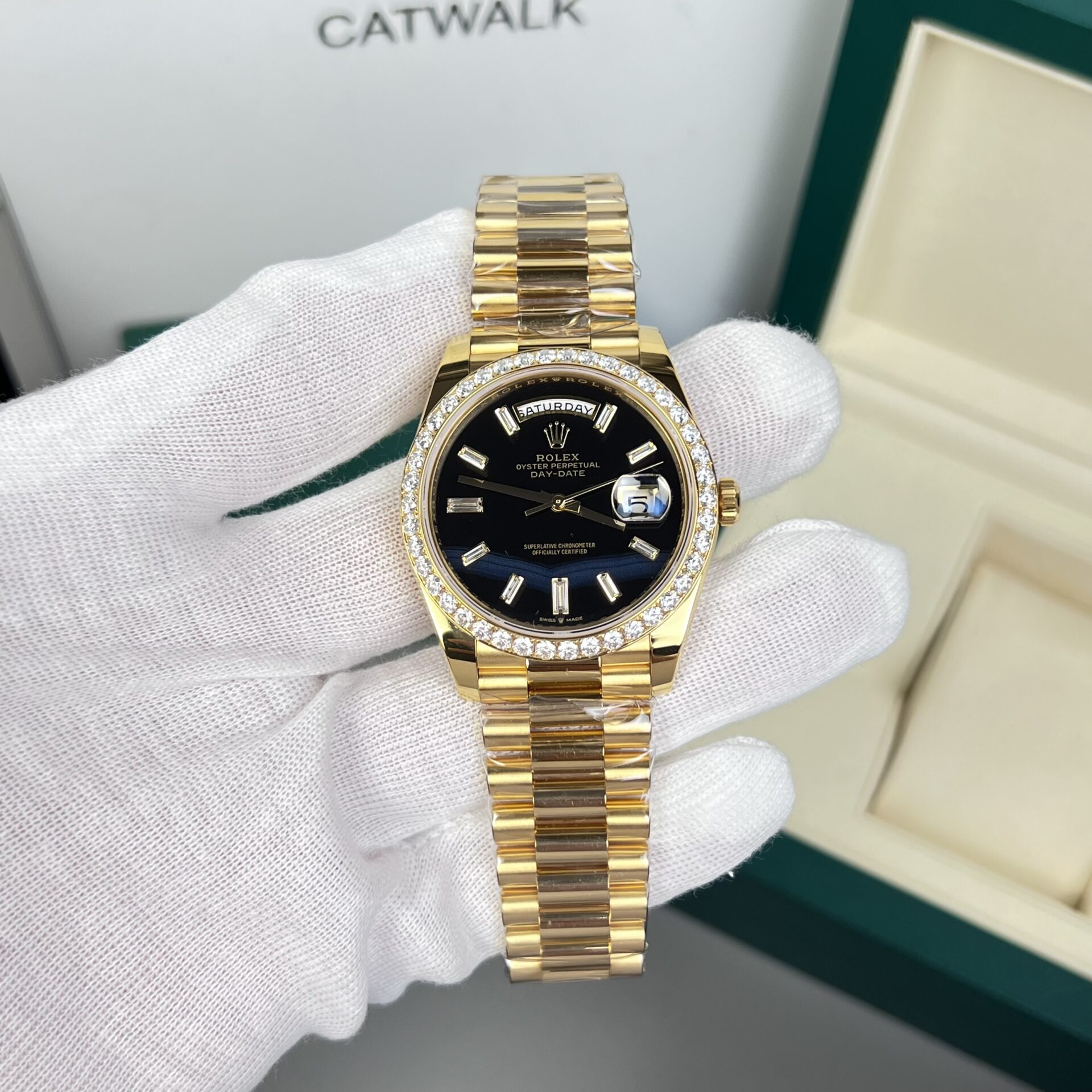 Dong-Ho-Rolex-Day-Date-Boc-Vang-18K-Mat-So-Den-GM-V2-7-1