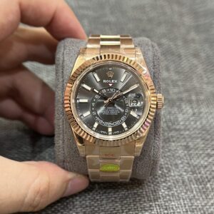 Rolex Sky Dweller 326935 Rhodium Dial Best Replica Watch Noob Factory 42mm