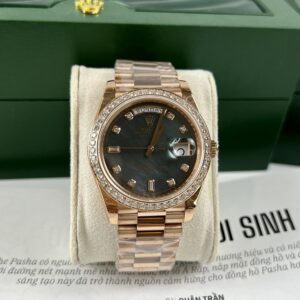 Rolex Day-Date Mother Of Pearl Dial 40mm Super Clone Watch