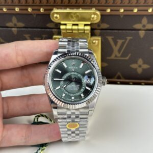 Rolex Sky-Dweller 336934 Green Dial Jubilee Strap 42mm Super Clone Watch