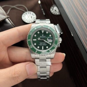 Rolex Submariner 116610LV Hulk 40mm Super Clone Watch